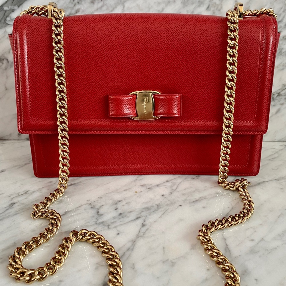Salvatore Ferragamo ‘Vara’ Shoulder Bag